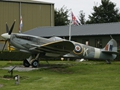 Aviodrome. Bilder im Aussenbereich.
Aufnahmen mit  Panasonic DMC-TZ61 bei starker Bewölkung.